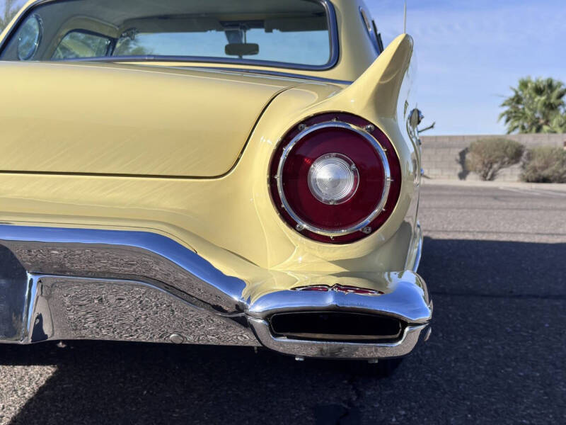 1957 Ford Thunderbird
