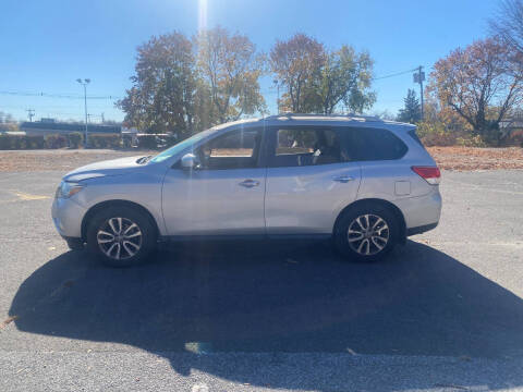 2015 Nissan Pathfinder for sale at GL Auto Sales LLC in Wrightstown NJ