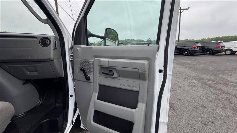 2013 Ford E-Series E-150