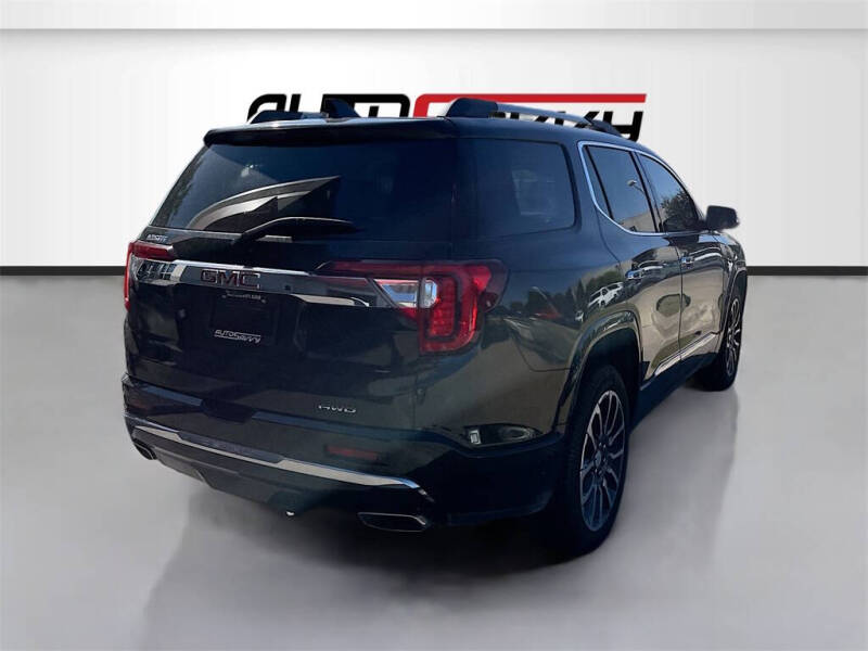2020 GMC Acadia Denali