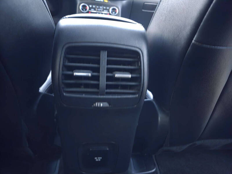 2020 Ford Escape Hybrid Titanium