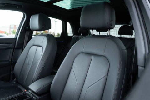 2022 Audi Q3 quattro S line Prem Plus 45 TFSI