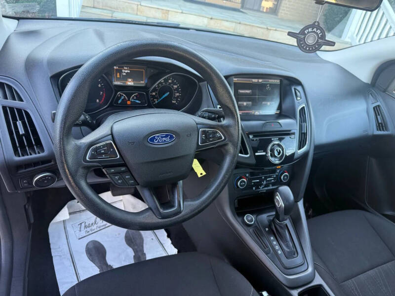 2017 Ford Focus SEL
