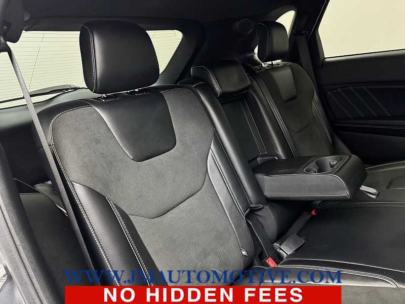 2022 Ford Edge ST