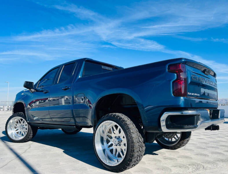 2019 Chevrolet Silverado 1500 LT photo 5