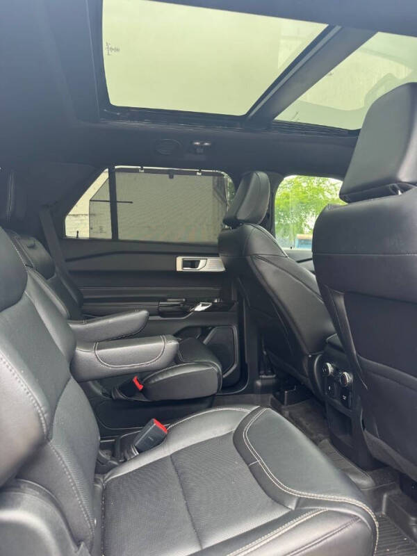 2021 Ford Explorer ST
