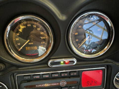 2003 Harley-Davidson® FLHTCUI - Electra Glide®