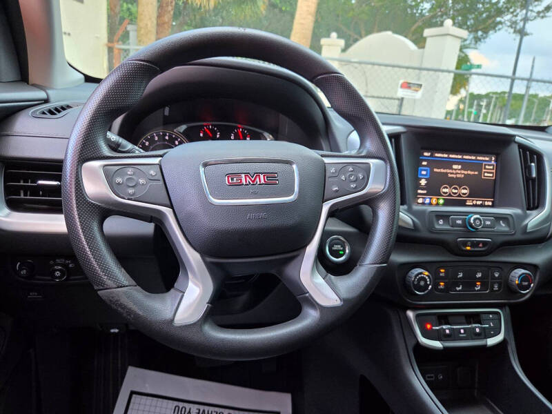 2024 GMC Terrain SLE