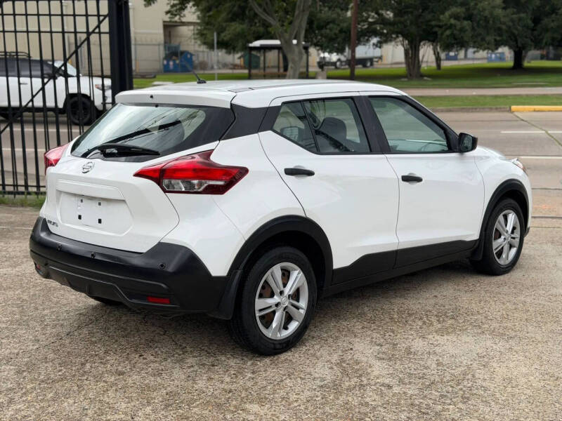 2020 Nissan Kicks S