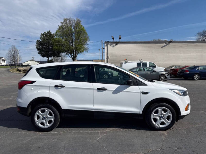 2019 Ford Escape S