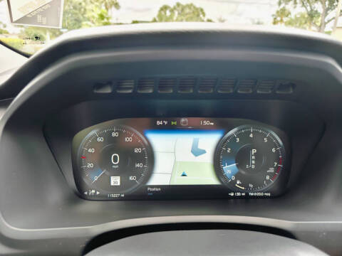 2018 Volvo XC90 T5 Momentum 7-Passenger