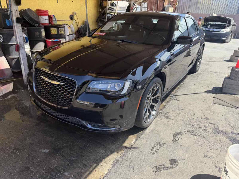 2017 Chrysler 300