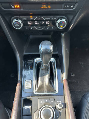 2018 Mazda MAZDA3 Touring