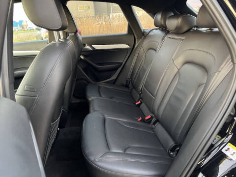 2016 Audi Q3 2.0T quattro Premium Plus