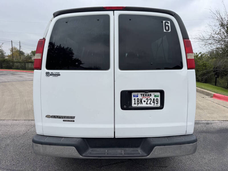 2013 Chevrolet Express LT 3500