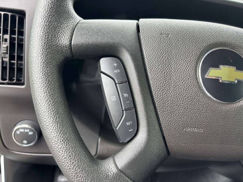 2024 Chevrolet Express 2500