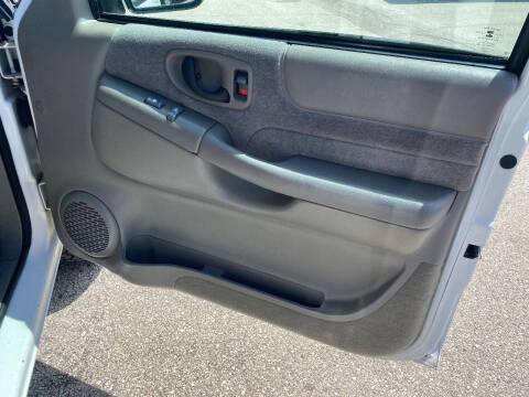 2002 Chevrolet Blazer LS