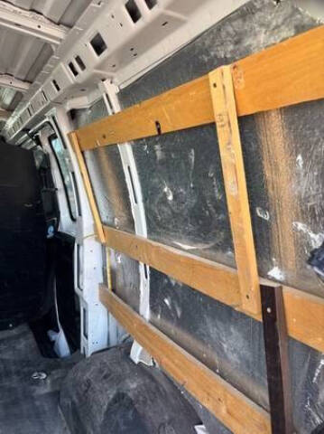 2021 GMC Savana 2500