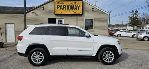 2015 Jeep Grand Cherokee for sale at Parkway Motors in Springfield IL