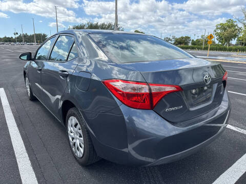 2017 Toyota Corolla LE