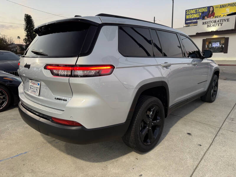 2023 Jeep Grand Cherokee L Limited photo 6