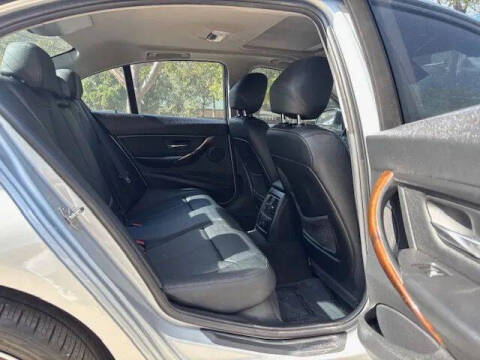 2016 BMW 3 Series 320i xDrive