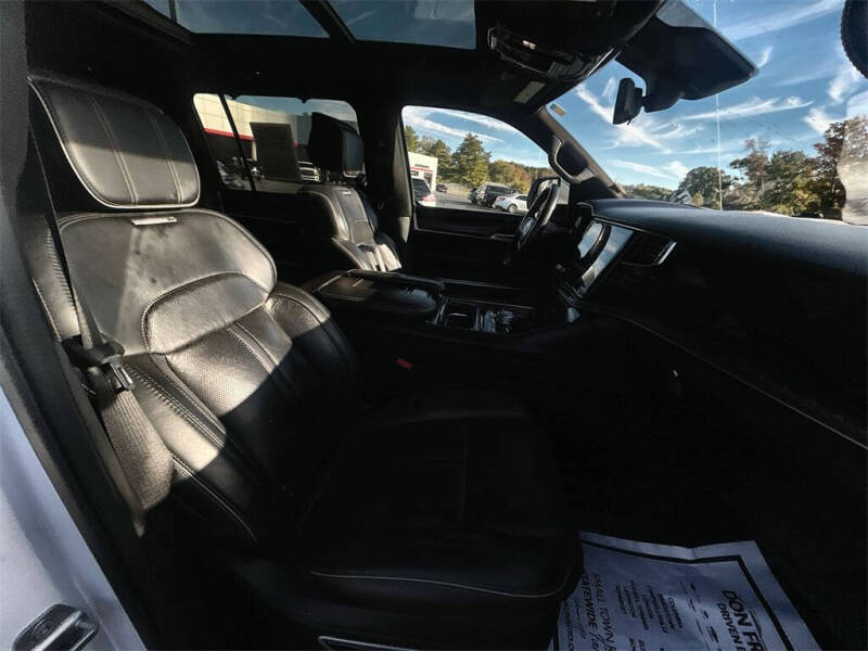 2022 Jeep Grand Wagoneer Series II