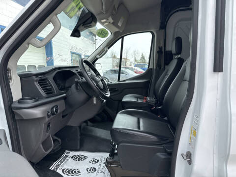 2022 Ford Transit 250