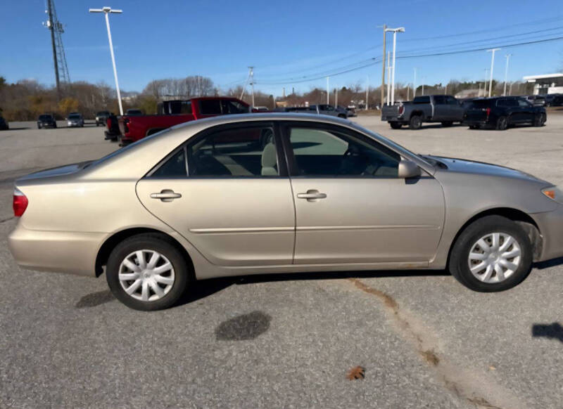 2005 Toyota Camry LE