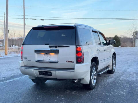 2010 GMC Yukon Denali