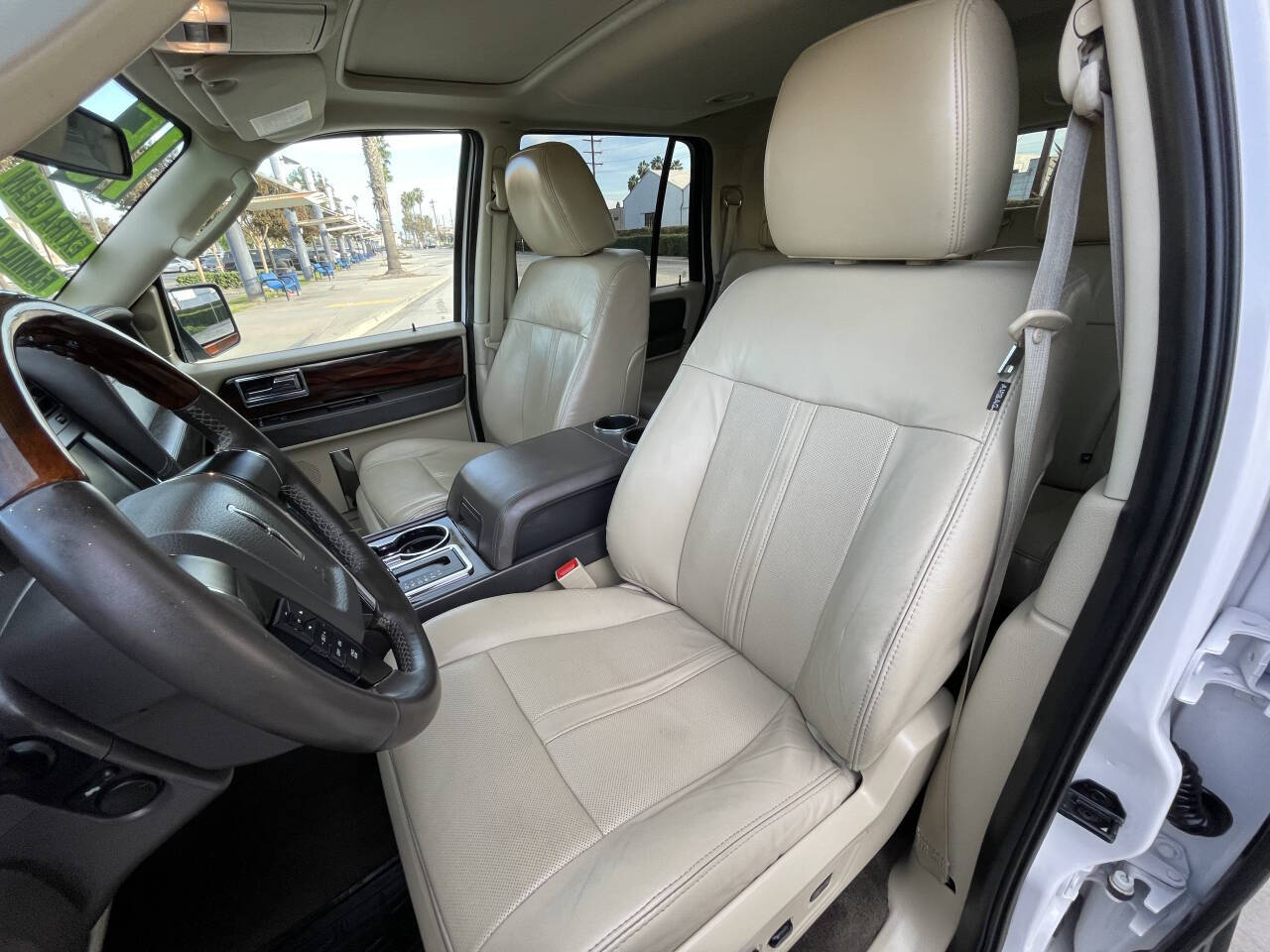 2015 Lincoln Navigator for sale at Got Cars in Downey, CA