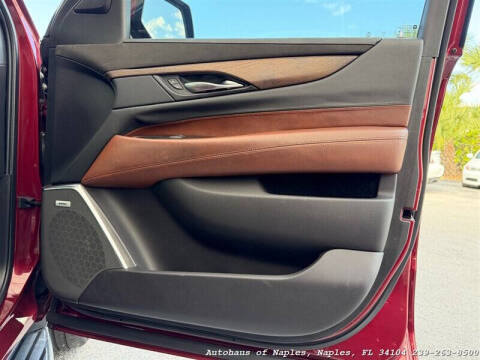 2019 Cadillac Escalade Luxury