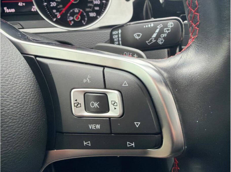 2021 Volkswagen Golf GTI S