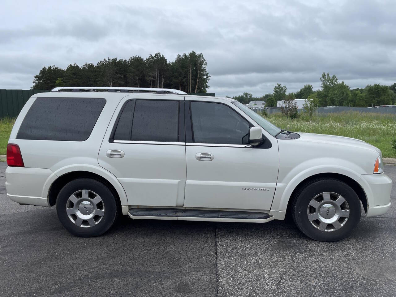 2005 Lincoln Navigator for sale at Twin Cities Auctions in Elk River, MN