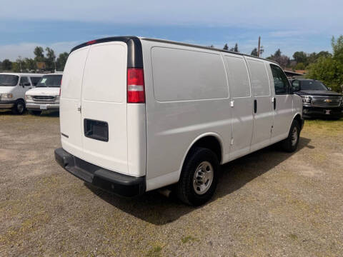 2021 Chevrolet Express 2500