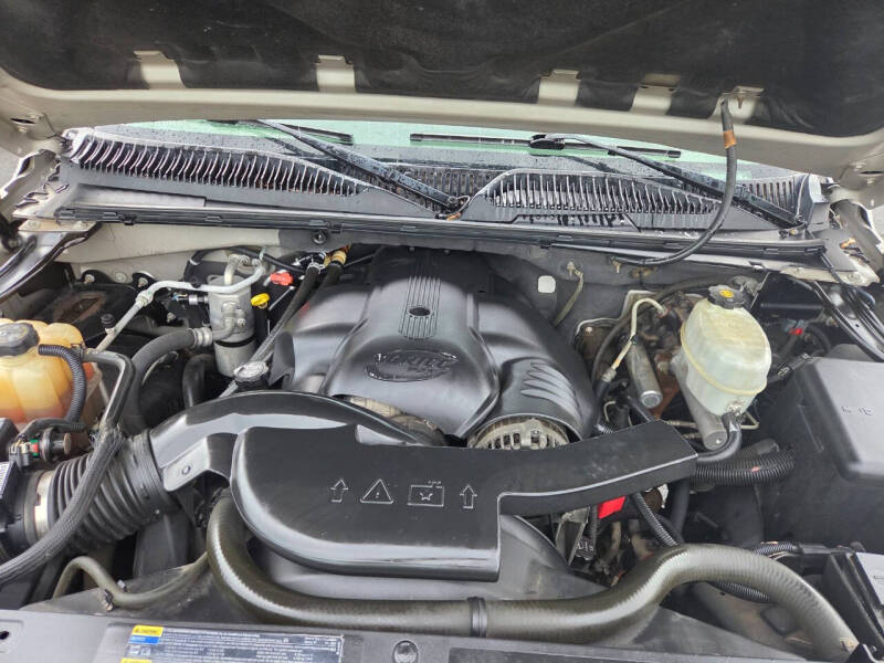 2004 Cadillac Escalade