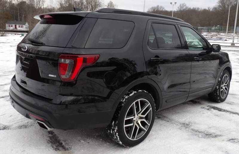 2016 Ford Explorer Sport