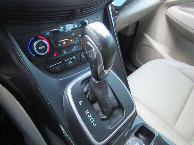 2017 Ford C-MAX Hybrid Titanium