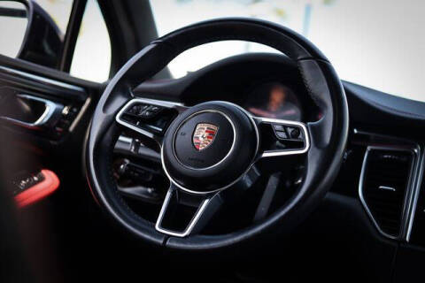 2015 Porsche Macan S