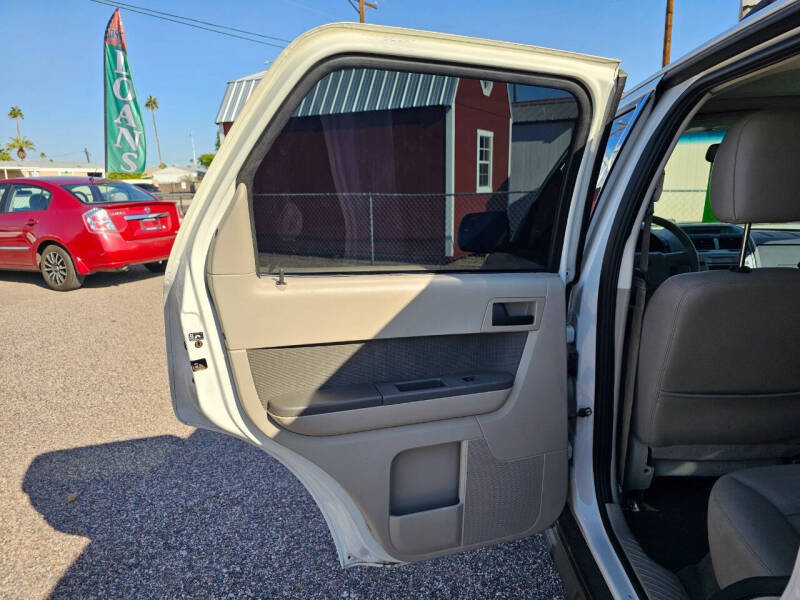 2011 Ford Escape XLT