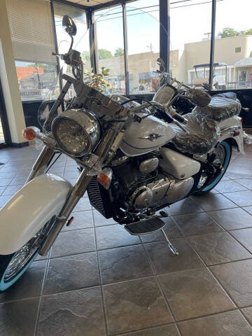 2025 Suzuki C50T VL800T