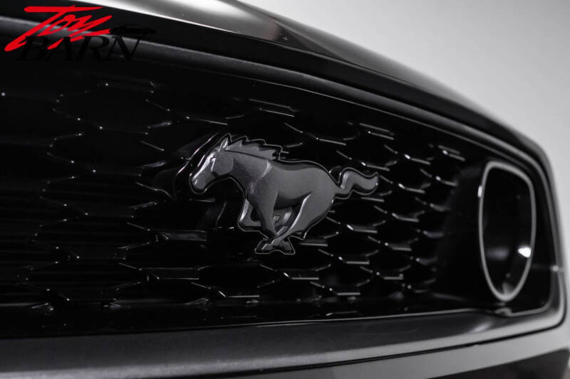 2022 Ford Mustang Mach 1
