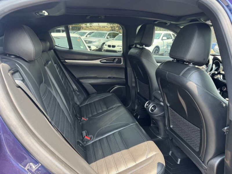 2018 Alfa Romeo Stelvio Ti Sport