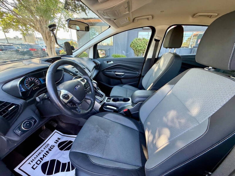 2017 Ford C-MAX Energi SE
