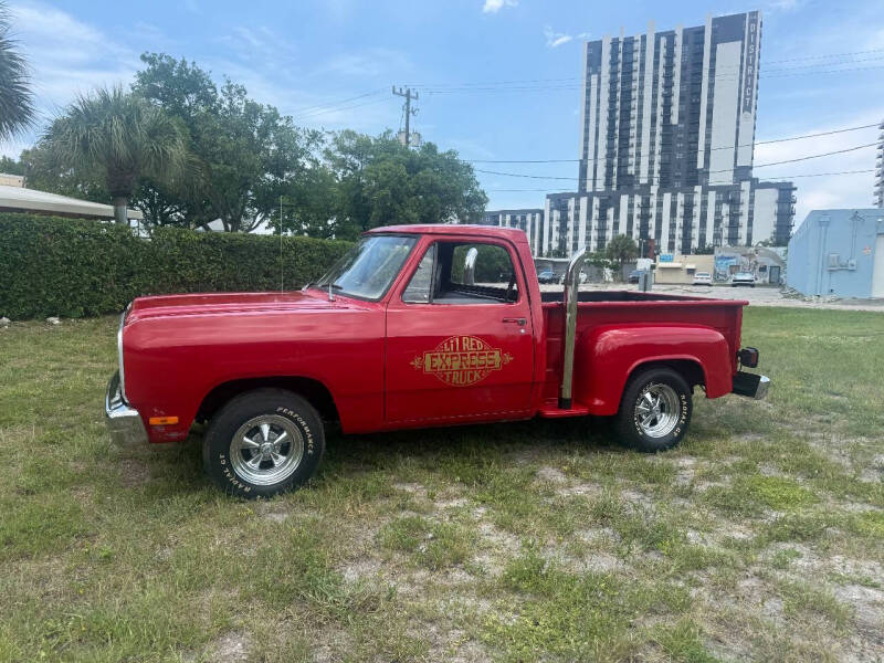 1982 Dodge Little express