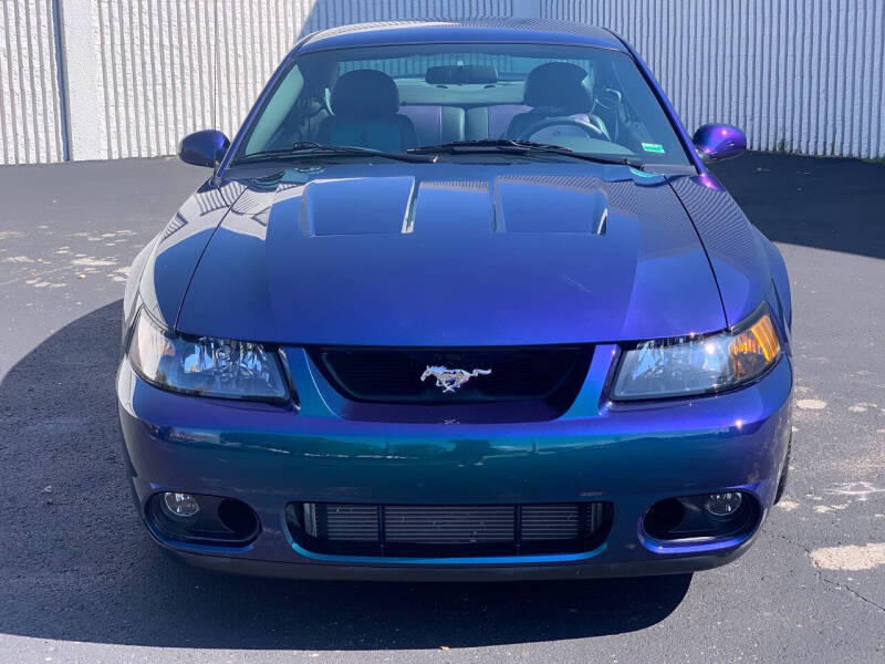 2004 Ford Mustang SVT Cobra