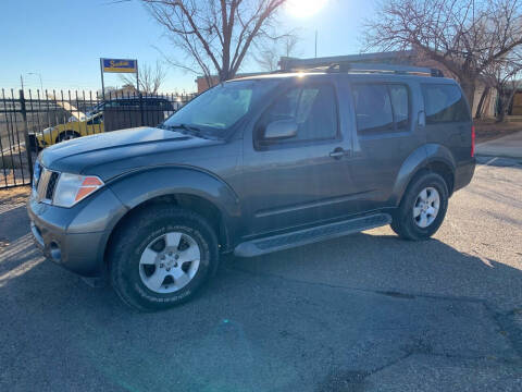 2005 Nissan Pathfinder for sale at FIRST CHOICE MOTORS in Lubbock TX