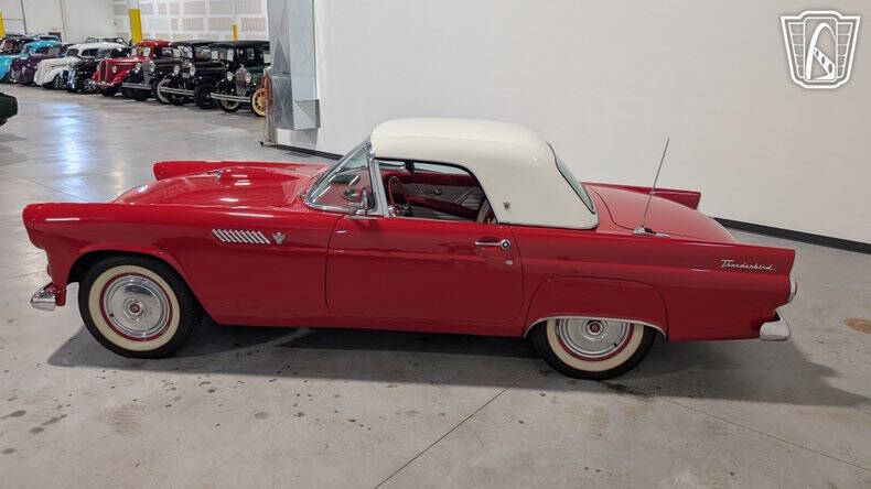 1955 Ford Thunderbird