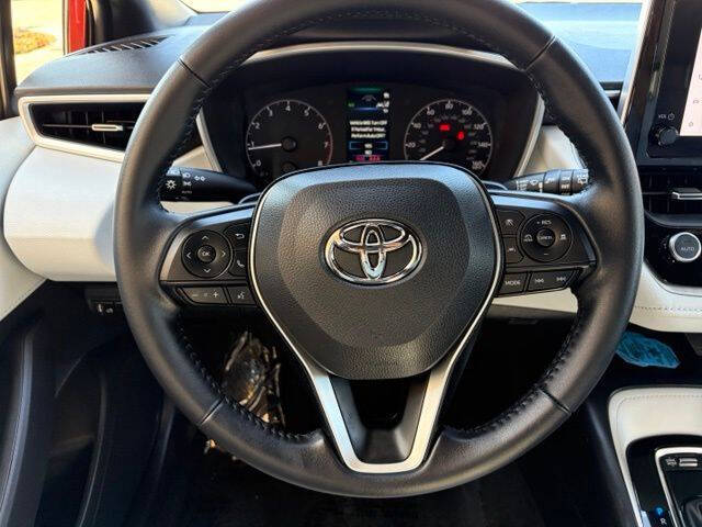 2026 Toyota Corolla Hatchback SE