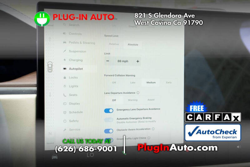 2023 Tesla Model X Standard Range